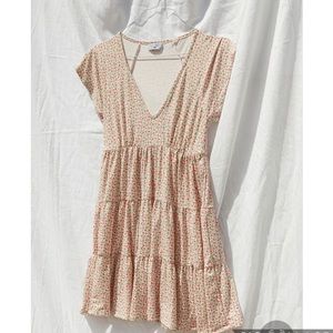 UO Julia tiered ruffle dress -S